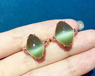 保真正品新疆和田玉吊坠子18k金碧玉猫眼女戒灵动猫眼精雕可定a7